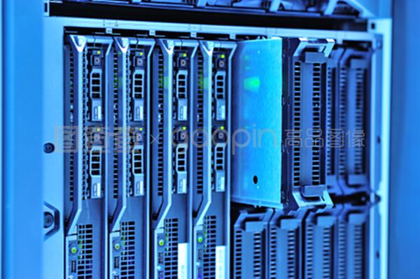网络服务器与云计算装备技术服务 驱动数字化转型的核心力量