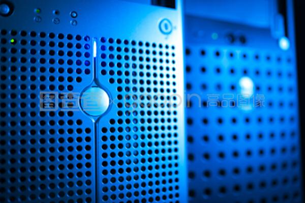 网络服务器与云计算装备技术服务的融合与发展